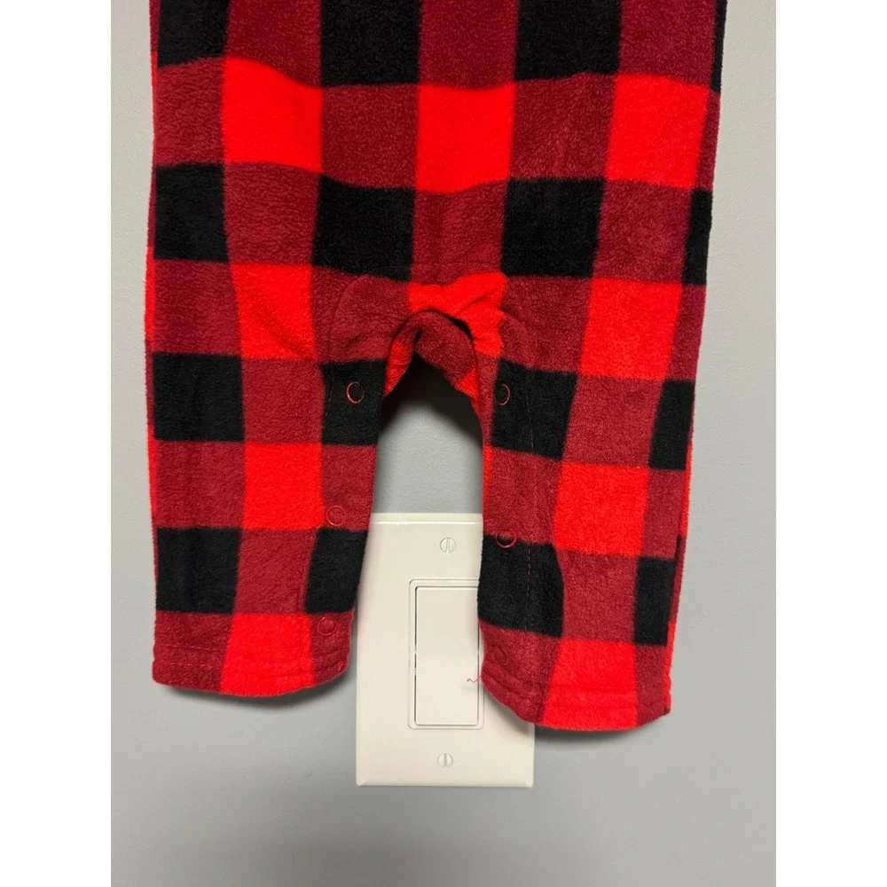 Rudolph the Red Nosed Reindeer‎ Baby Pajamas Red Black Buffalo Check Fleece 3m
